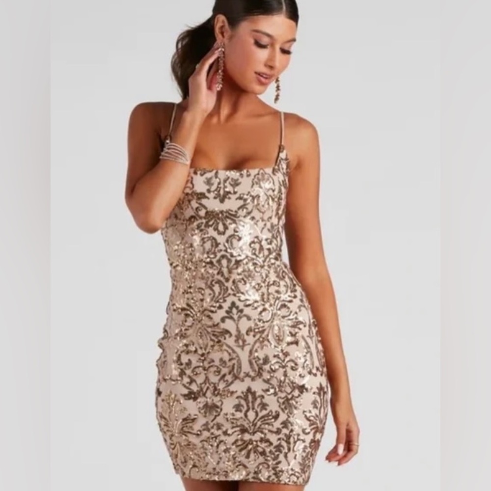 Windsor Leila Sequin Bodycon Mini Dress